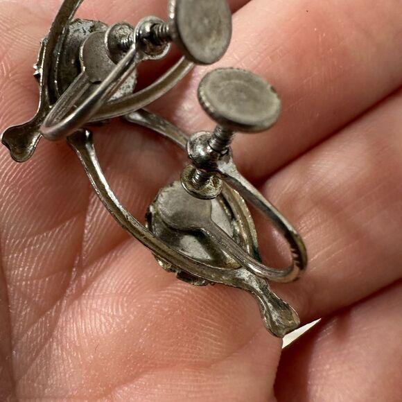 Vintage Moss Agate Wishbone Screw Back Earrings - Picture 4 of 6